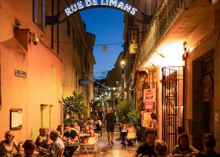 Appartement Superbe A 50 M De La Mer Hyères